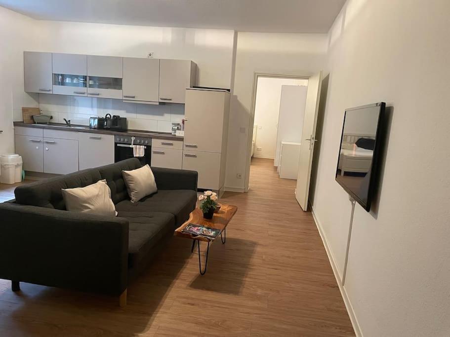 Zentrale Wohnung Direkt Am Hauptbahnhof - Bismarck 뒤셀도르프 외부 사진