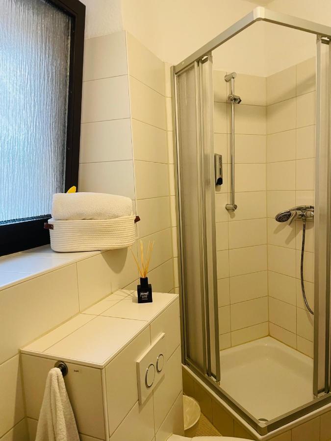 Zentrale Wohnung Direkt Am Hauptbahnhof - Bismarck 뒤셀도르프 외부 사진