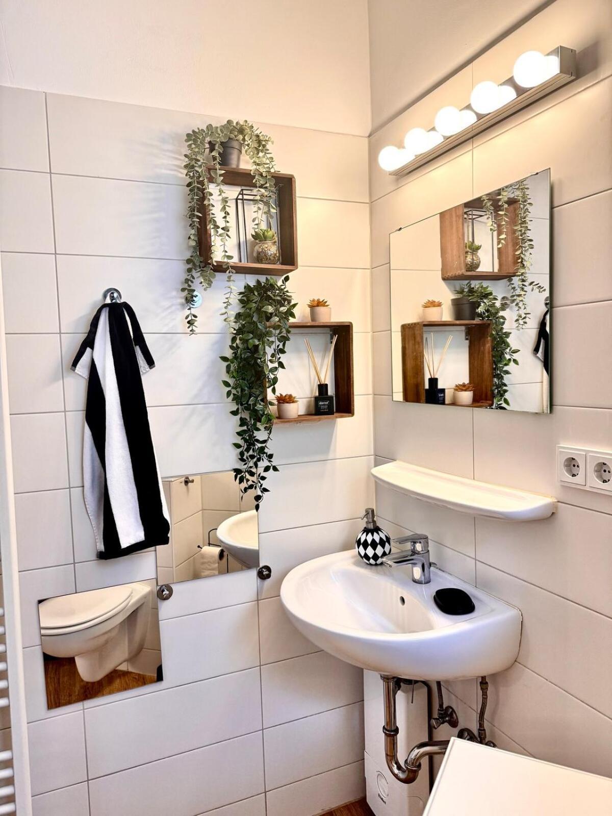 Zentrale Wohnung Direkt Am Hauptbahnhof - Bismarck 뒤셀도르프 외부 사진